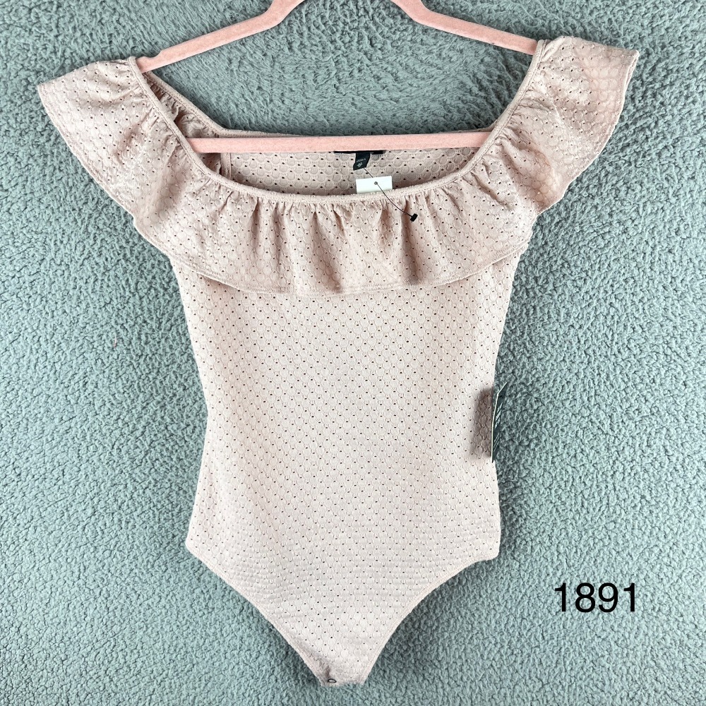 Express Eyelet Ruffle Bodysuit Off Shoulder Top Blouse Pink XS New With Tags